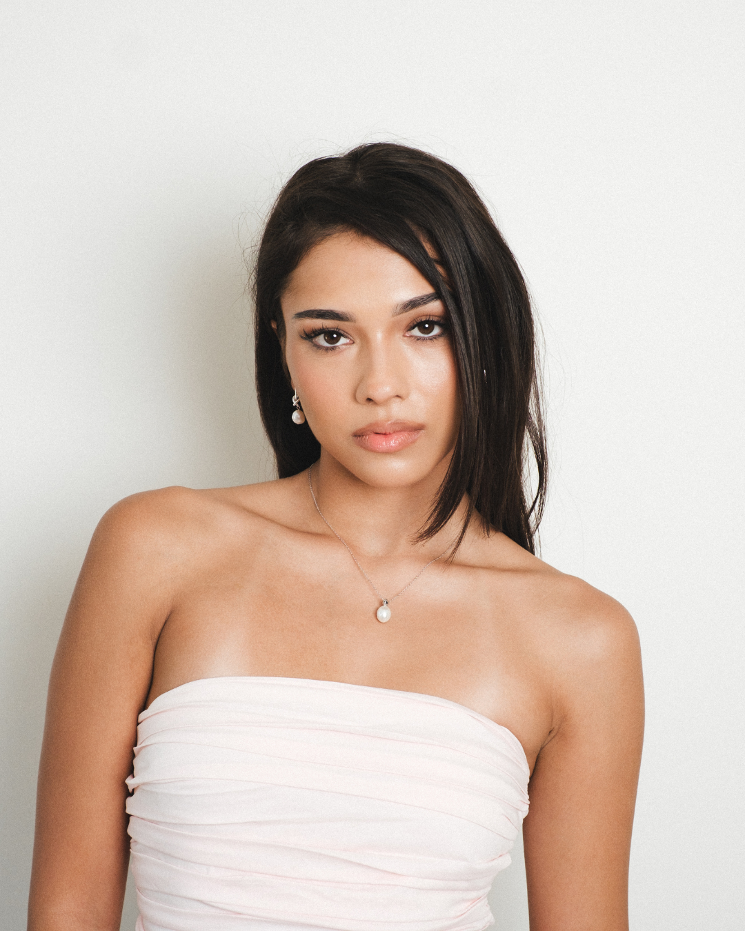 Lulu Sterling Silver Pearl Necklace