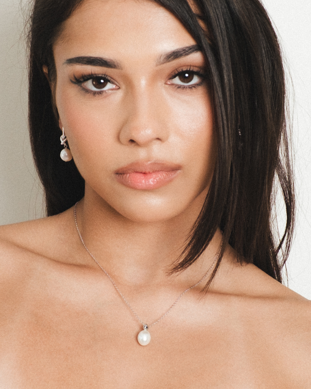 Lulu Sterling Silver Pearl Necklace
